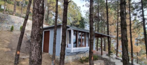 The Skydrift Mussoorie - 1 bedroom holiday home on a hilltop